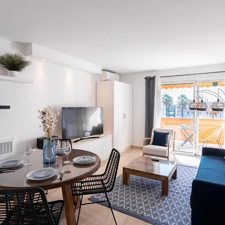 Cocoon With Garden Near The Sea 戛纳